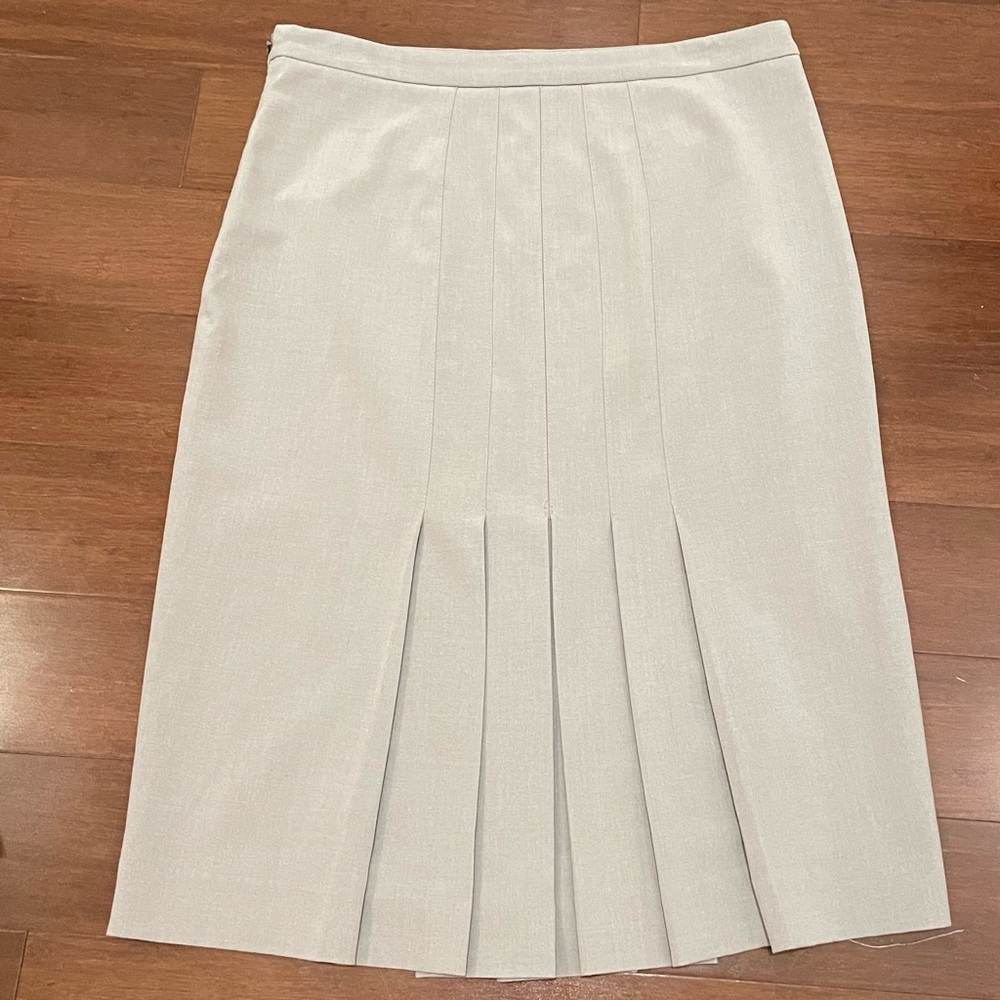 Moda International Gray Skirt